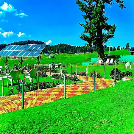 Pine View Resort Gulmarg Buitenkant foto