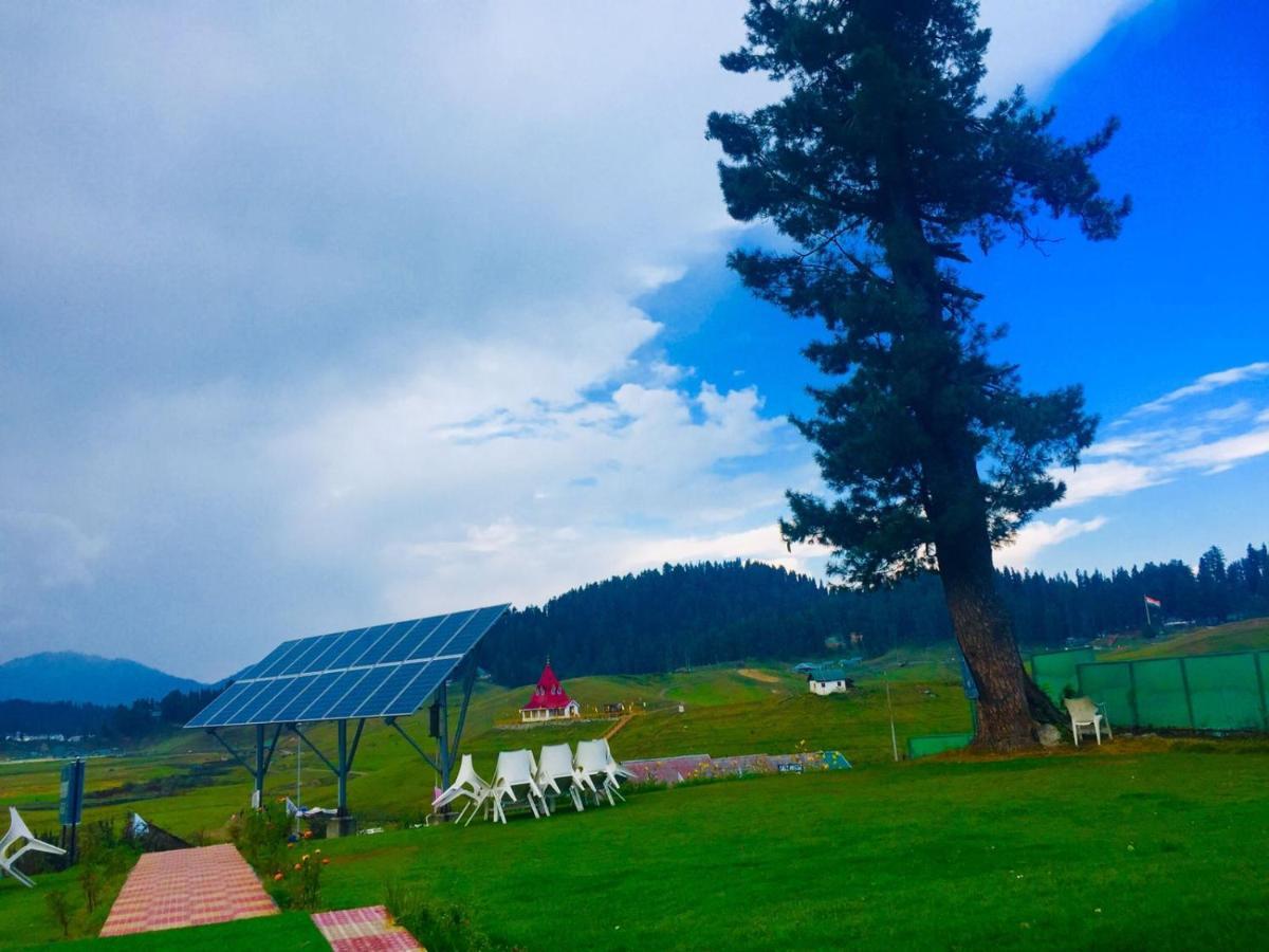 Pine View Resort Gulmarg Buitenkant foto