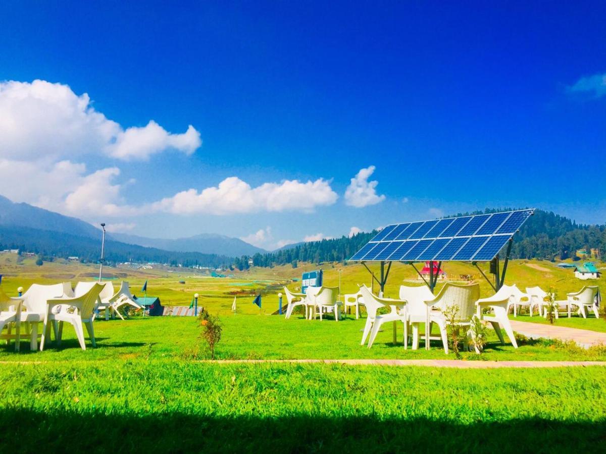 Pine View Resort Gulmarg Buitenkant foto