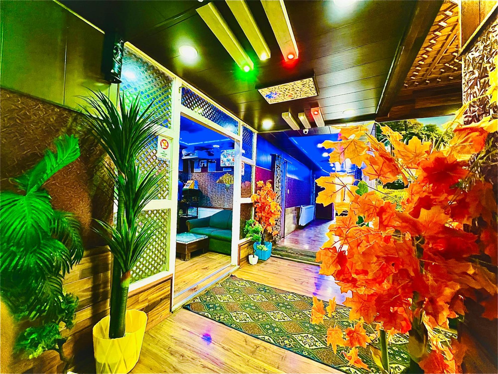 Pine View Resort Gulmarg Buitenkant foto