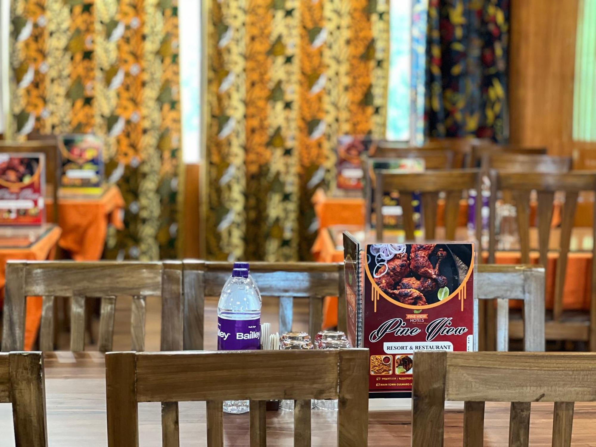 Pine View Resort Gulmarg Buitenkant foto